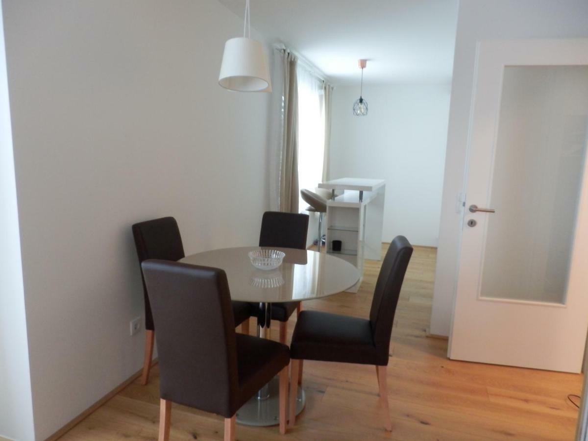 비엔나 Spacious, Modern 1-Bdrm Apt Near Vic & Austria Ctr 아파트 외부 사진
