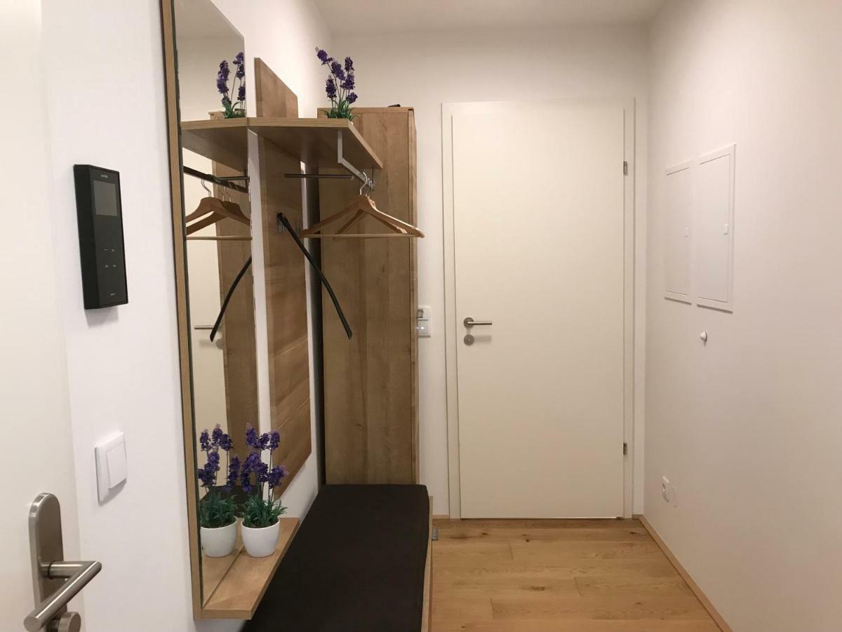 비엔나 Spacious, Modern 1-Bdrm Apt Near Vic & Austria Ctr 아파트 외부 사진