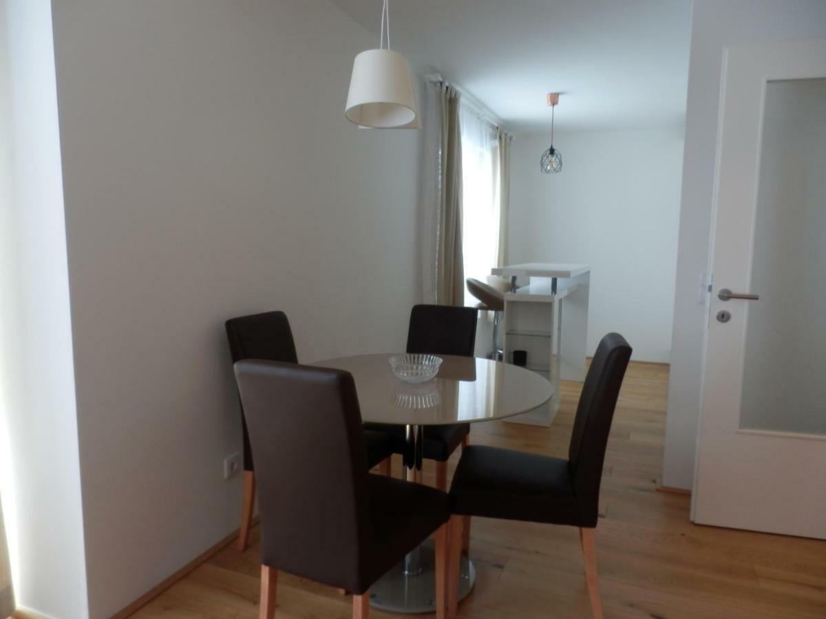 비엔나 Spacious, Modern 1-Bdrm Apt Near Vic & Austria Ctr 아파트 외부 사진