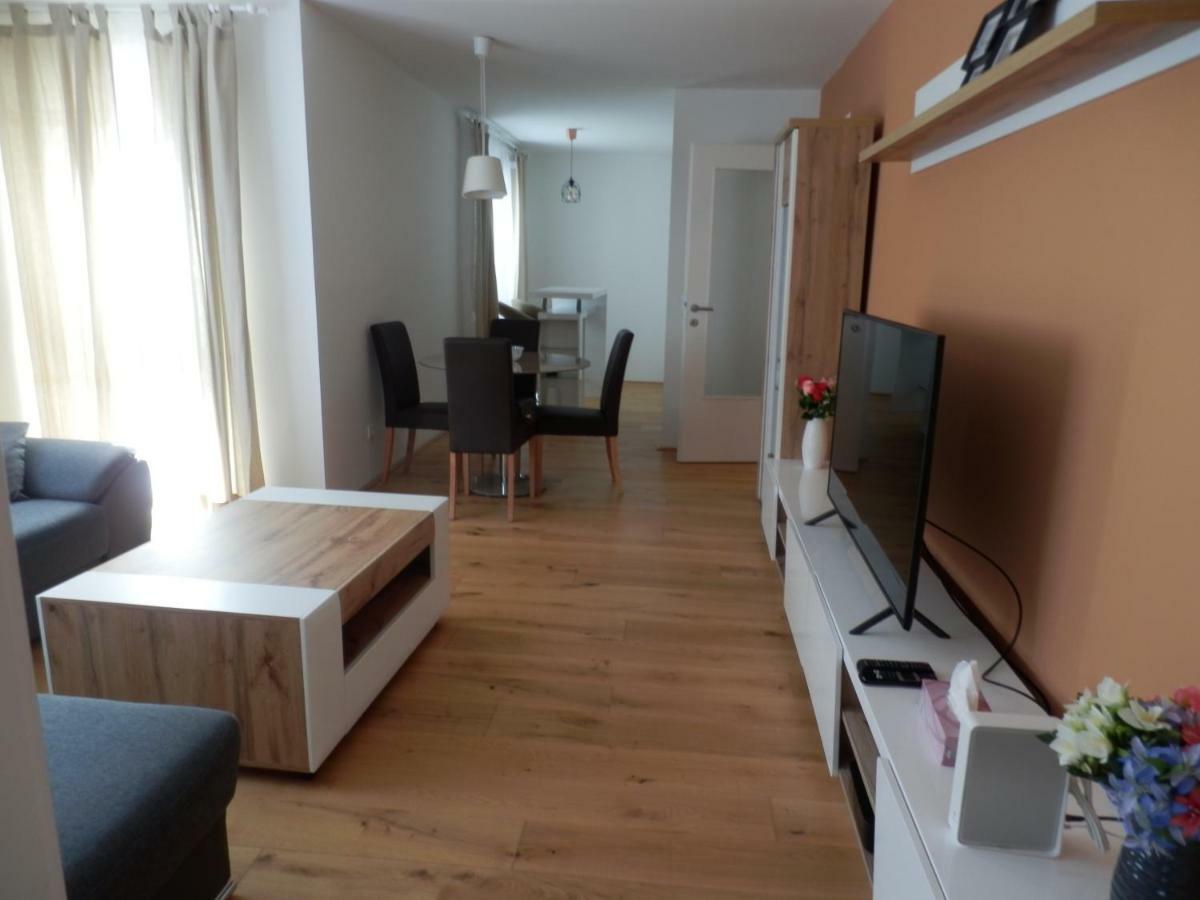 비엔나 Spacious, Modern 1-Bdrm Apt Near Vic & Austria Ctr 아파트 외부 사진